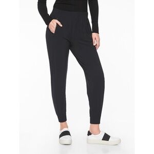 ATHLETA Cosmic Jogger in Black  Size Small Tall
